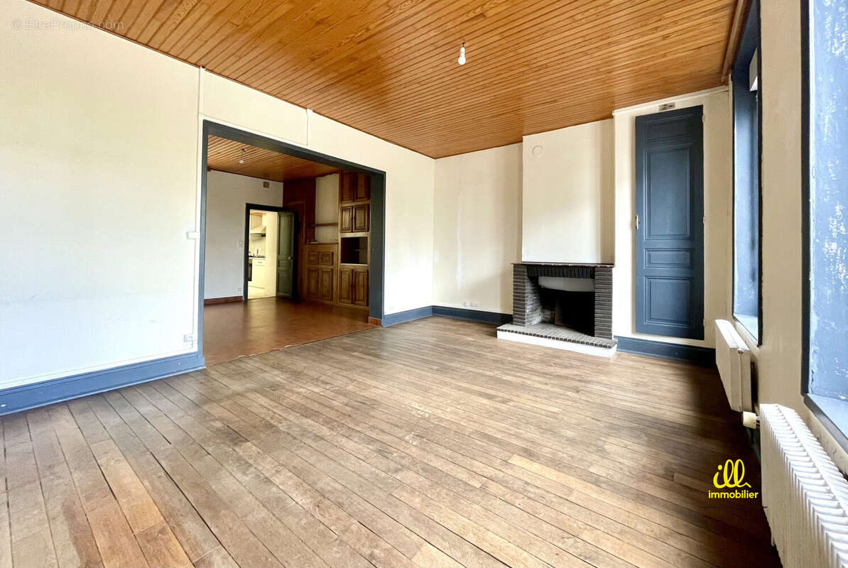 Maison à CHARLEVILLE-MEZIERES