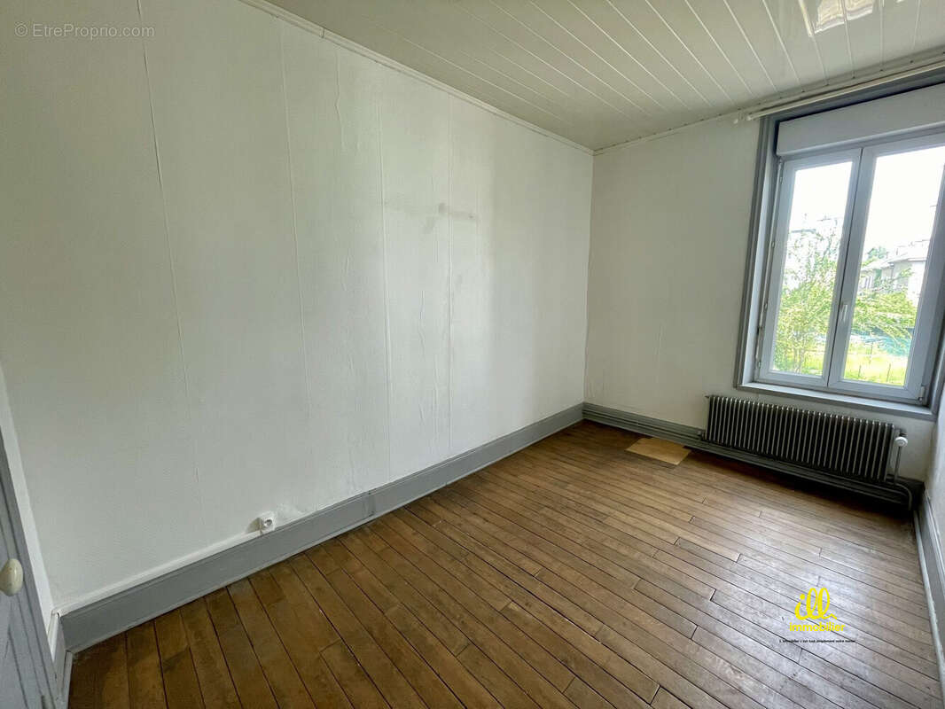 Maison à CHARLEVILLE-MEZIERES