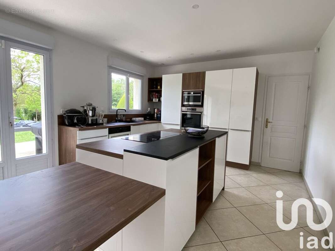 Photo 5 - Maison à CRECY-LA-CHAPELLE