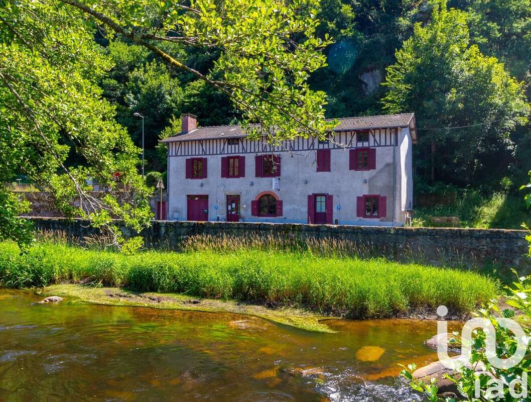 Photo 2 - Maison à SAINT-LEONARD-DE-NOBLAT
