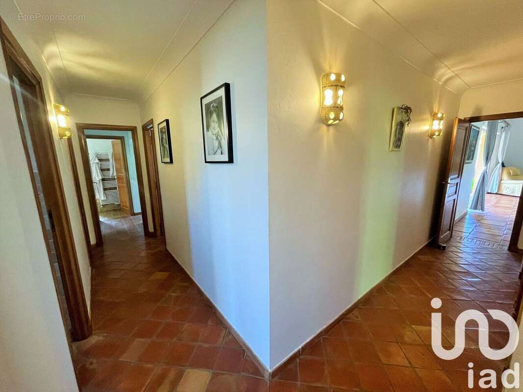 Photo 7 - Maison à COGOLIN