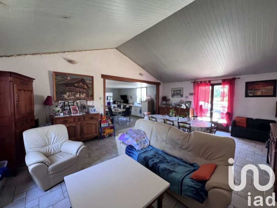 Photo 3 - Maison à NEUVY-BOUIN