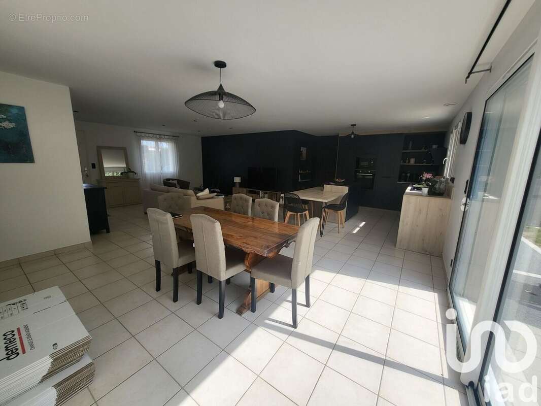 Photo 3 - Maison à NESMY