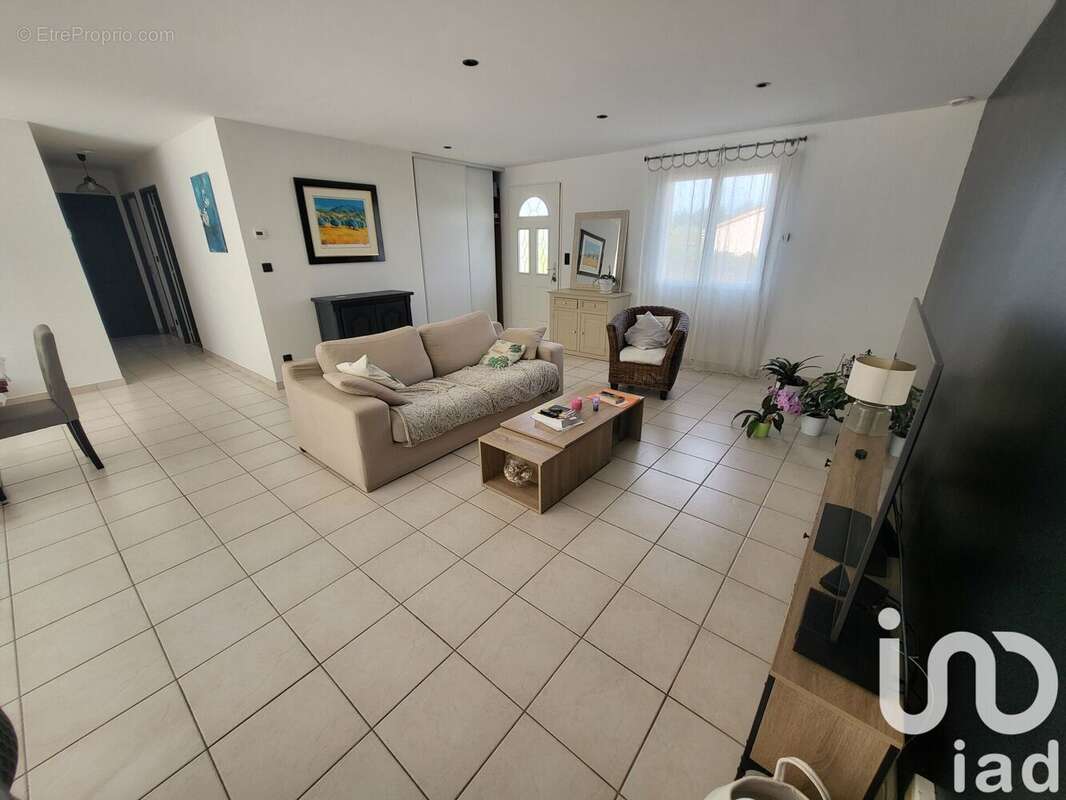 Photo 7 - Maison à NESMY