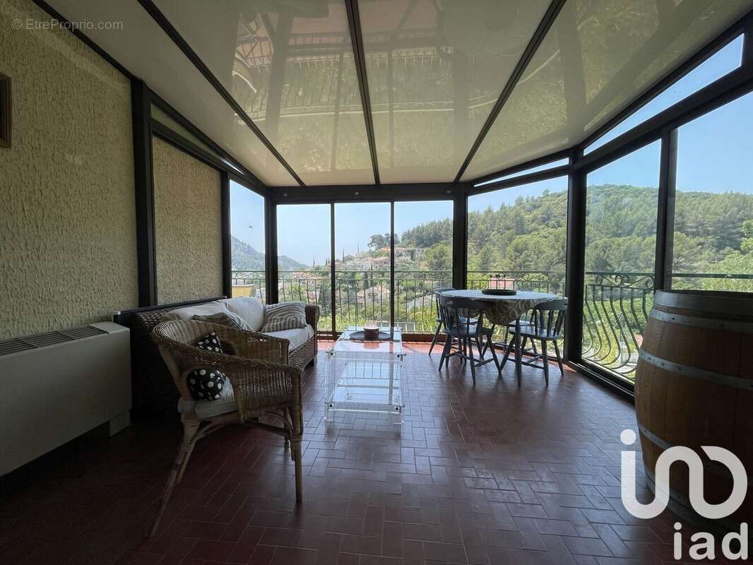 Photo 2 - Maison à TOULON