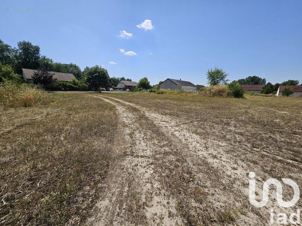 Photo 1 - Terrain à ESCLAVOLLES-LUREY