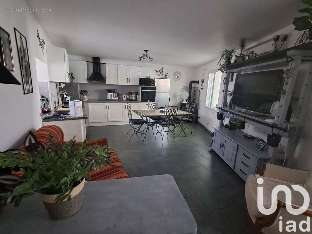 Photo 9 - Maison à LEZIGNAN-CORBIERES