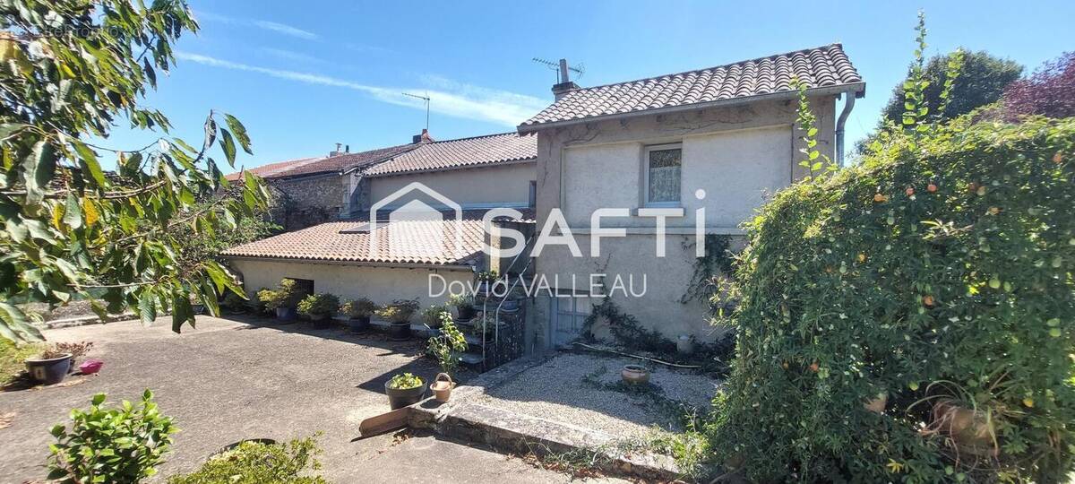 Photo 1 - Maison à ANTIGNY