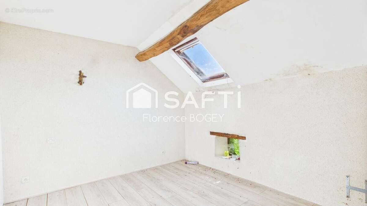 Photo 8 - Maison à SAINT-HILAIRE-LA-TREILLE