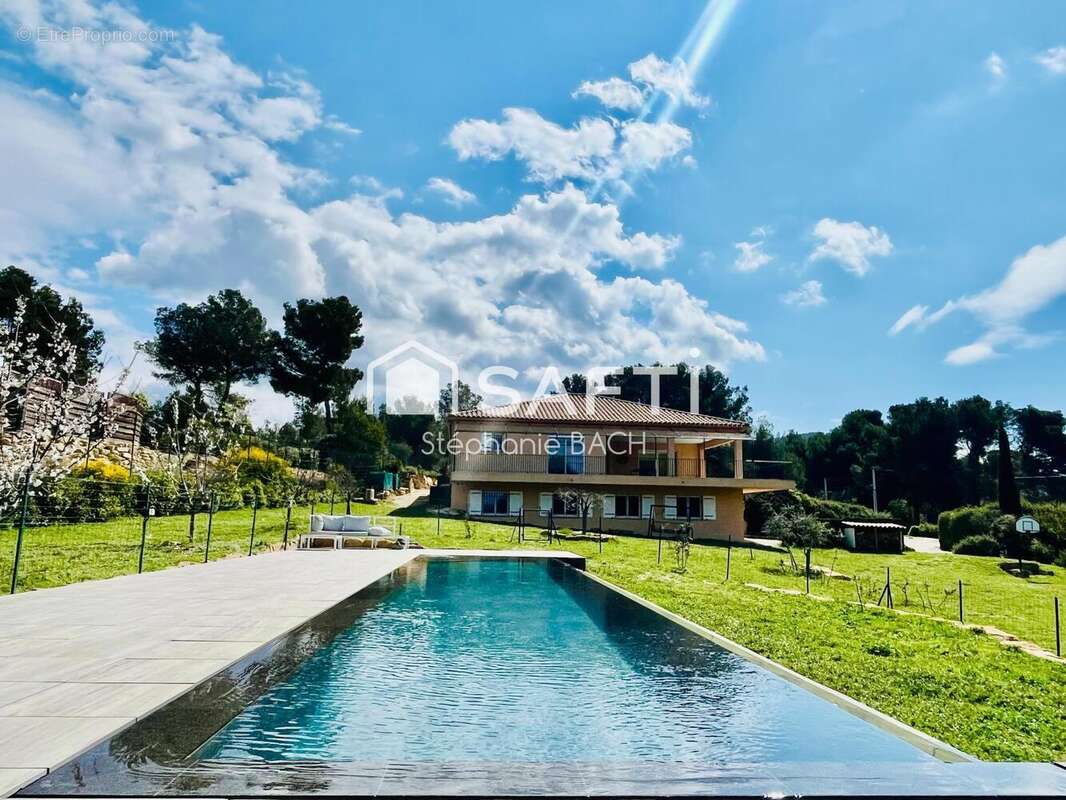 Photo 2 - Maison à LA CADIERE-D'AZUR