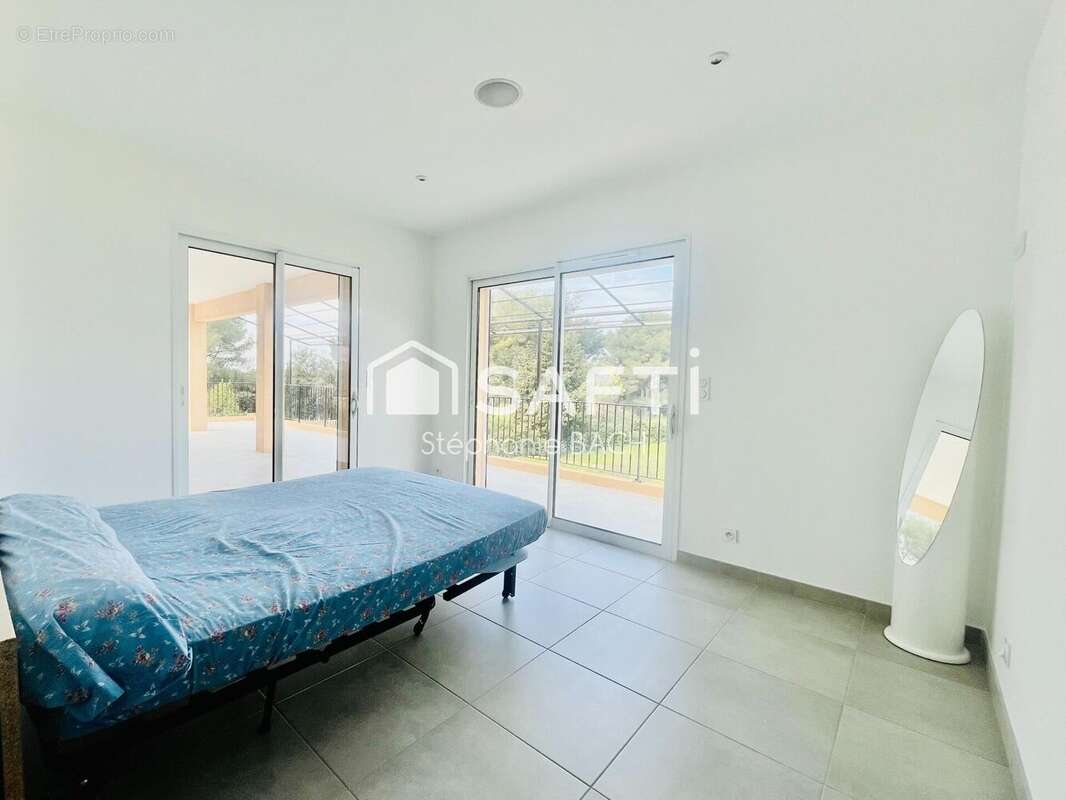 Photo 8 - Maison à LA CADIERE-D'AZUR