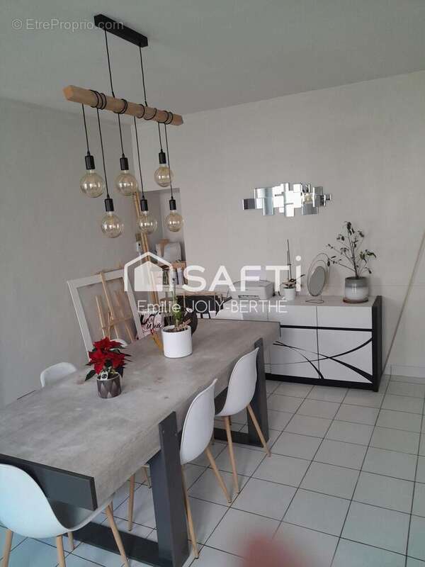 Photo 2 - Maison à BREE