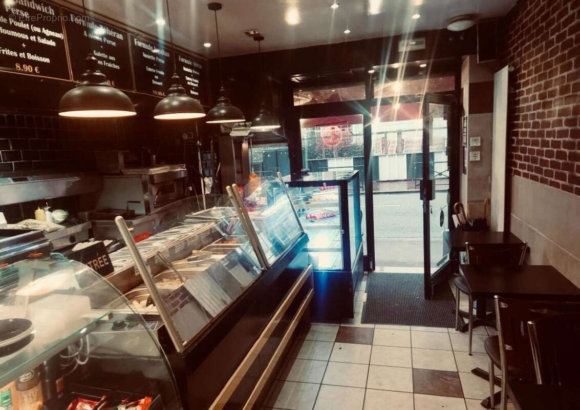 Photo 2 - Commerce à LEVALLOIS-PERRET