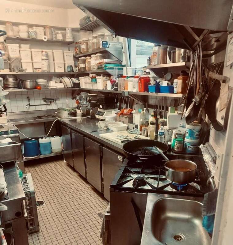 Photo 8 - Commerce à LEVALLOIS-PERRET