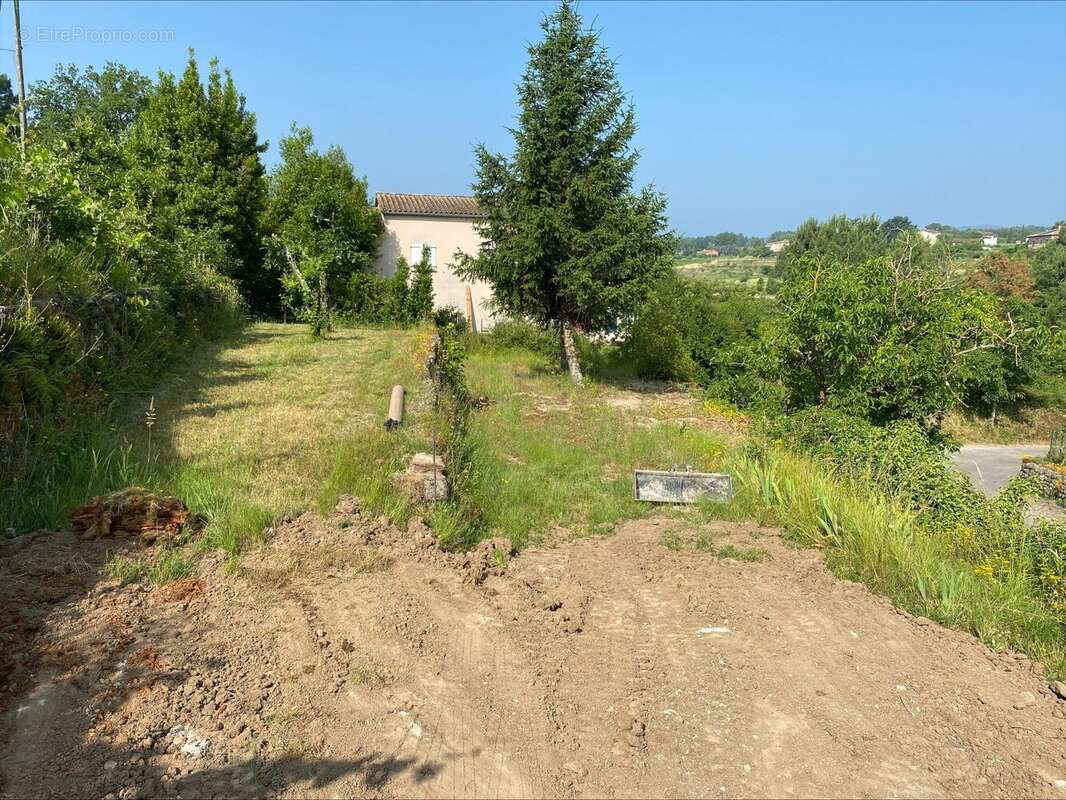 Terrain à LABLACHERE