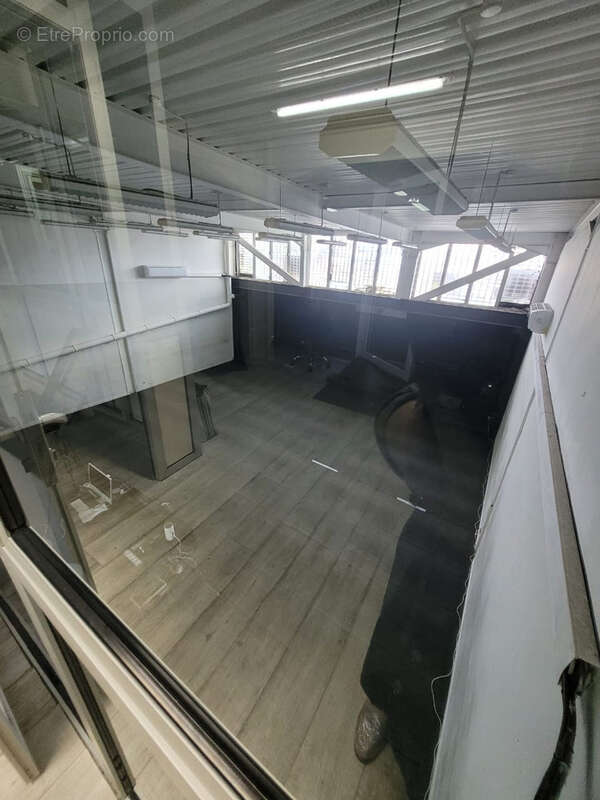 Commerce à LES ABYMES