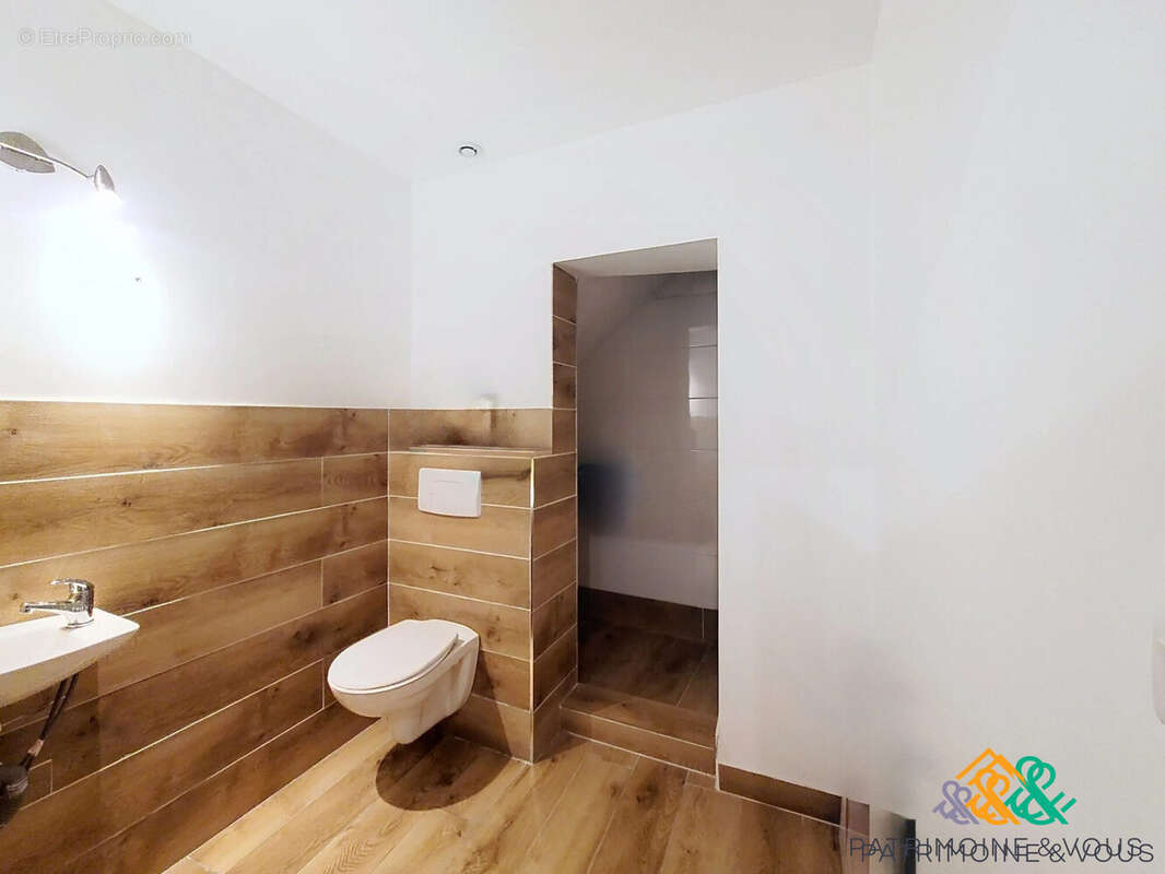 Commerce à BEAUCAIRE