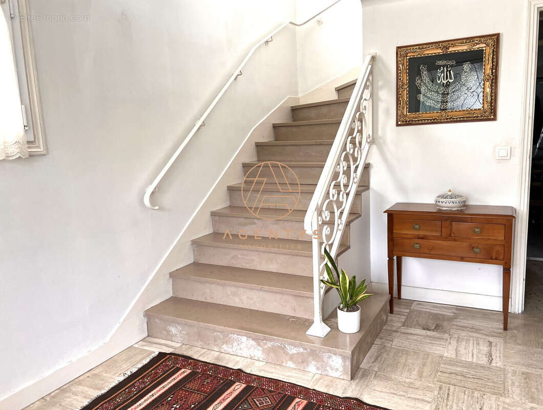 Maison à CHAMPIGNY-SUR-MARNE