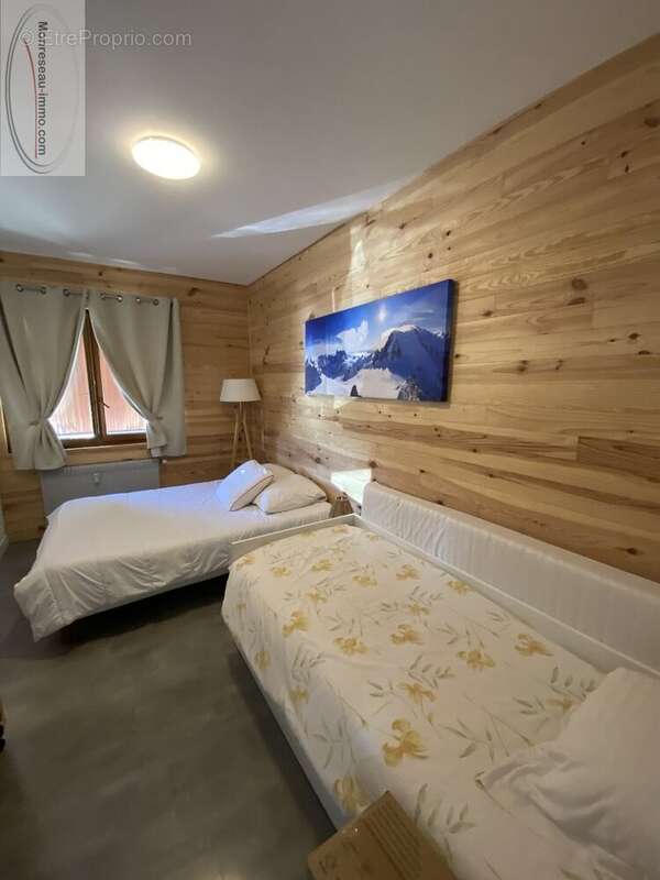 Appartement à GREOLIERES