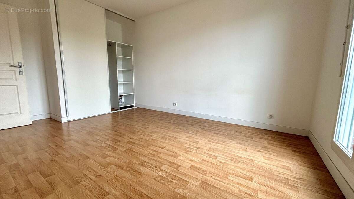 Appartement à MAISONS-ALFORT