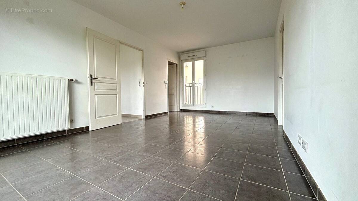 Appartement à MAISONS-ALFORT