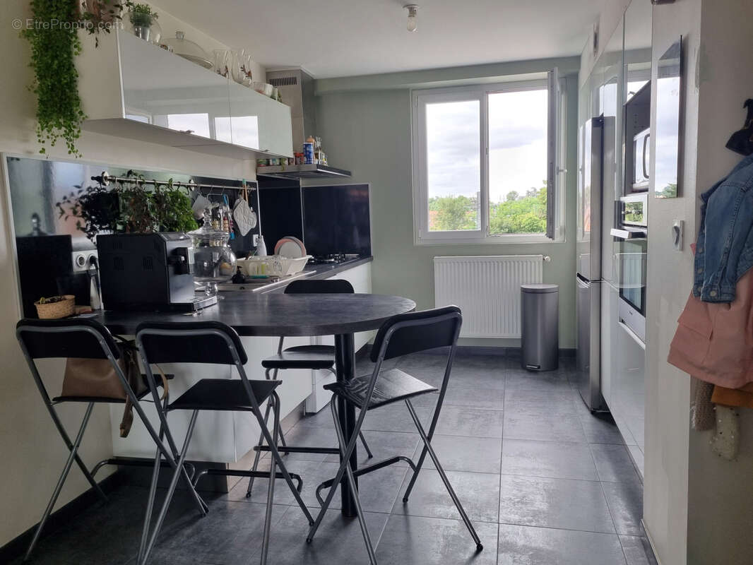 Appartement à TASSIN-LA-DEMI-LUNE