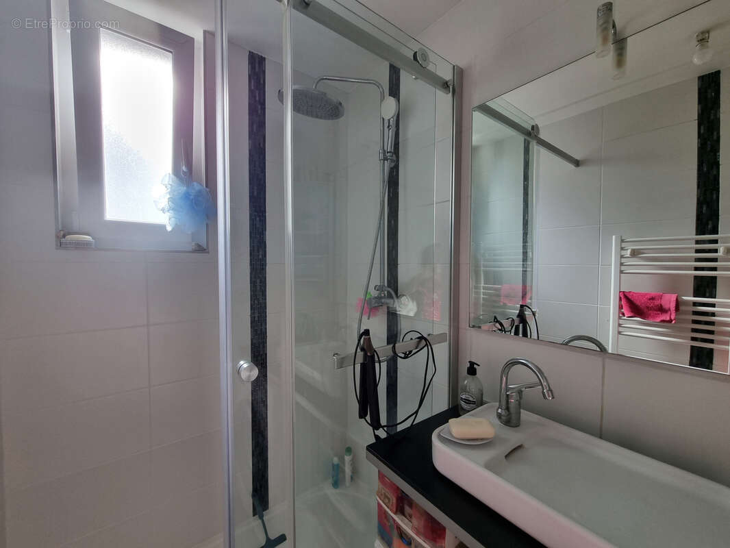 Appartement à TASSIN-LA-DEMI-LUNE