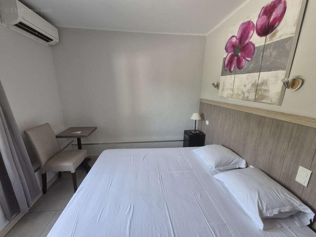 Commerce à NARBONNE