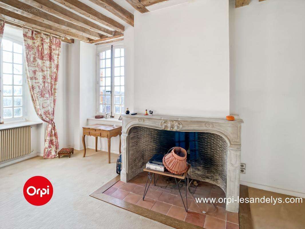 Maison à SAINT-CLAIR-SUR-EPTE