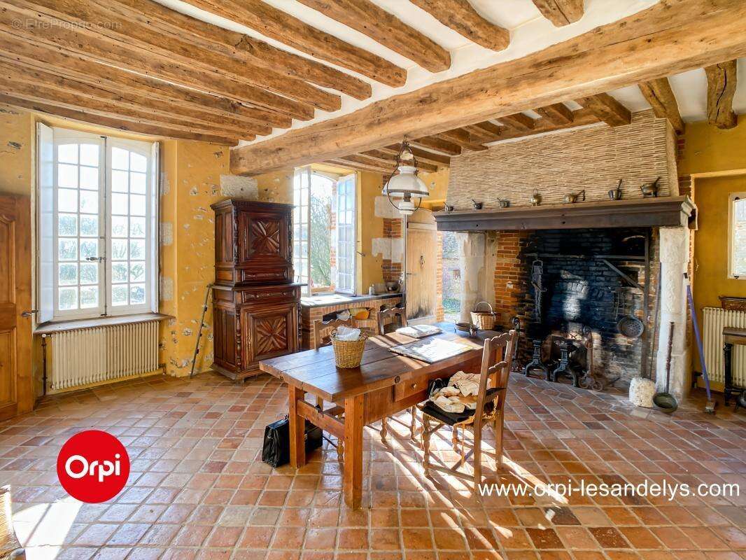 Maison à SAINT-CLAIR-SUR-EPTE