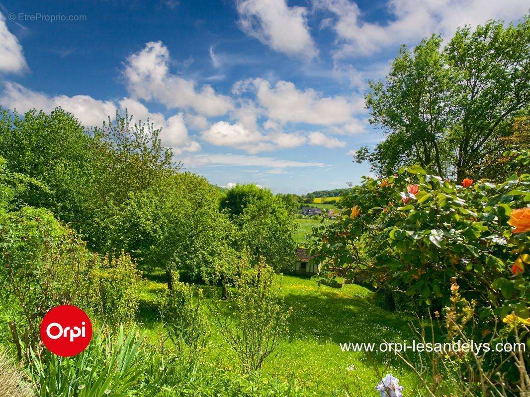 Maison à SAINT-CLAIR-SUR-EPTE