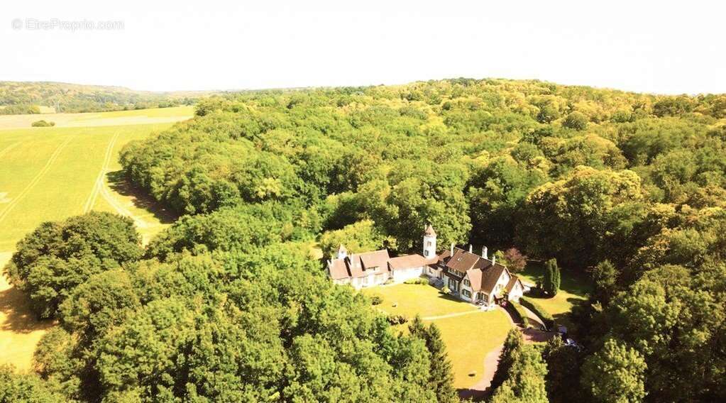 Maison à MONTLIGNON