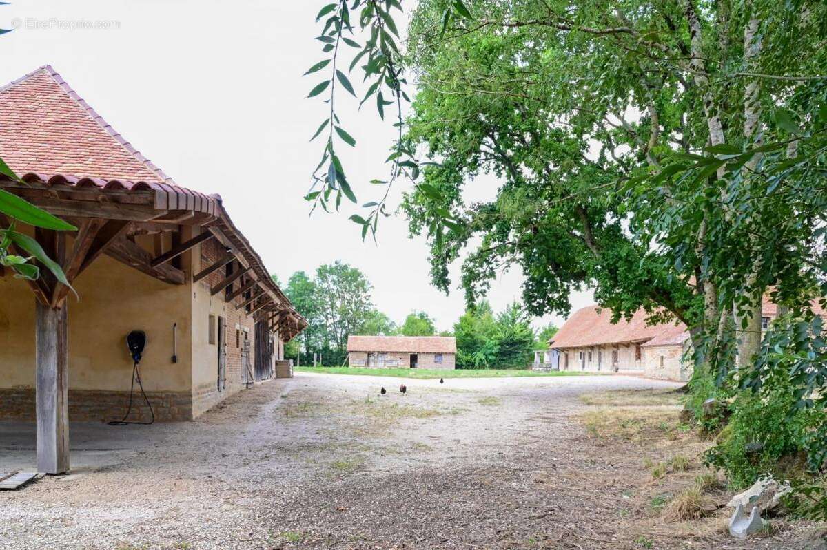 Maison à SAINT-GERMAIN-DU-BOIS
