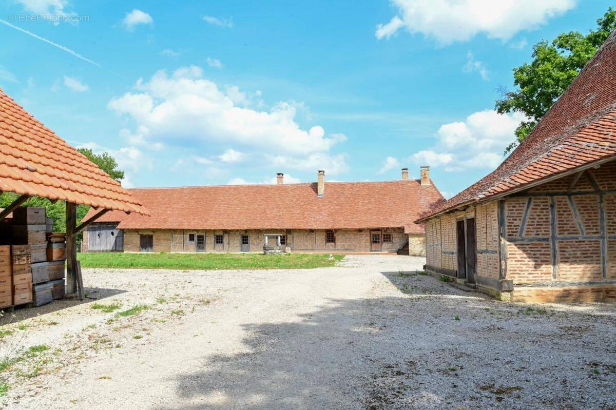 Maison à SAINT-GERMAIN-DU-BOIS