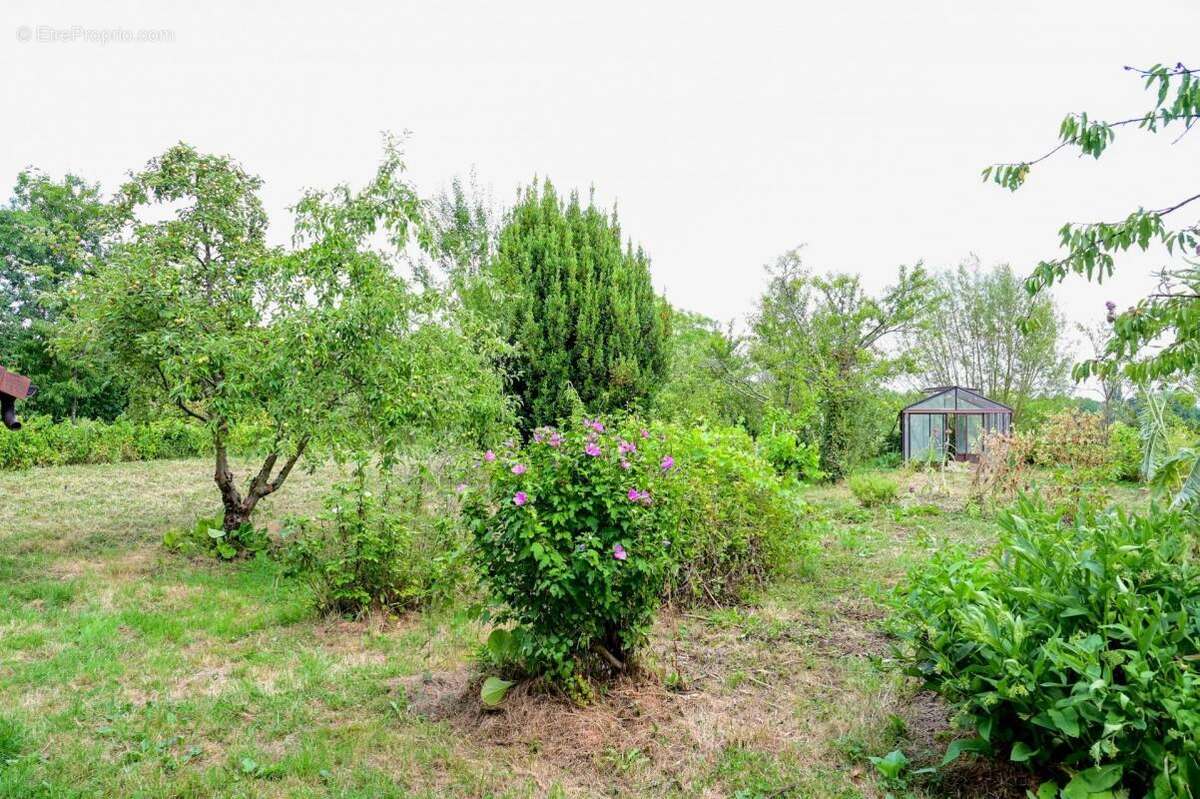 Maison à SAINT-GERMAIN-DU-BOIS