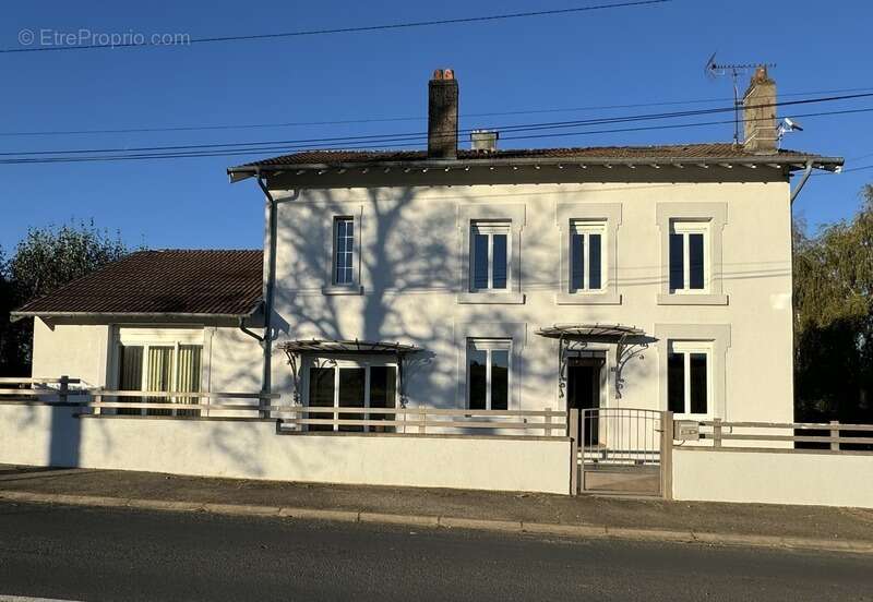 Maison à MONTIGNY