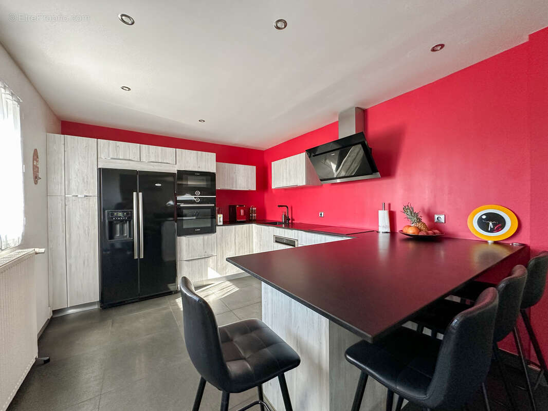 Maison à CLONAS-SUR-VAREZE