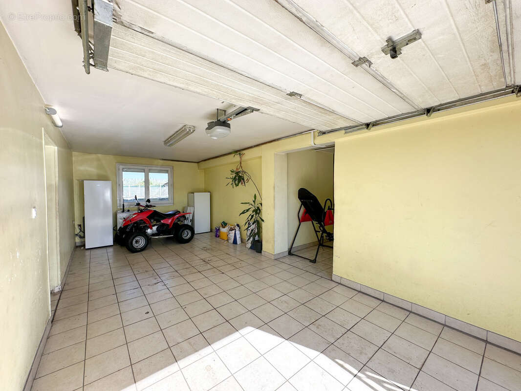 Maison à CLONAS-SUR-VAREZE