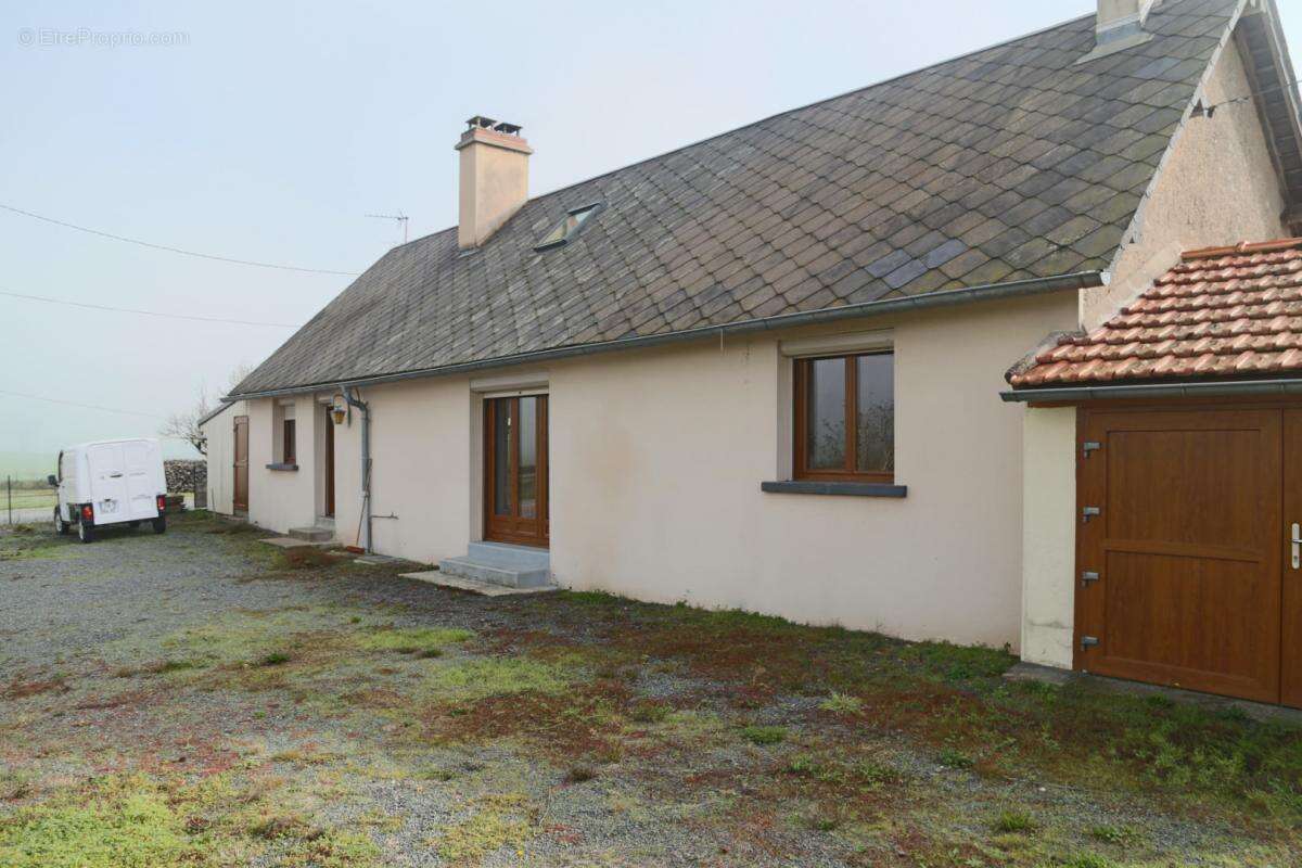 Maison à LA COMELLE