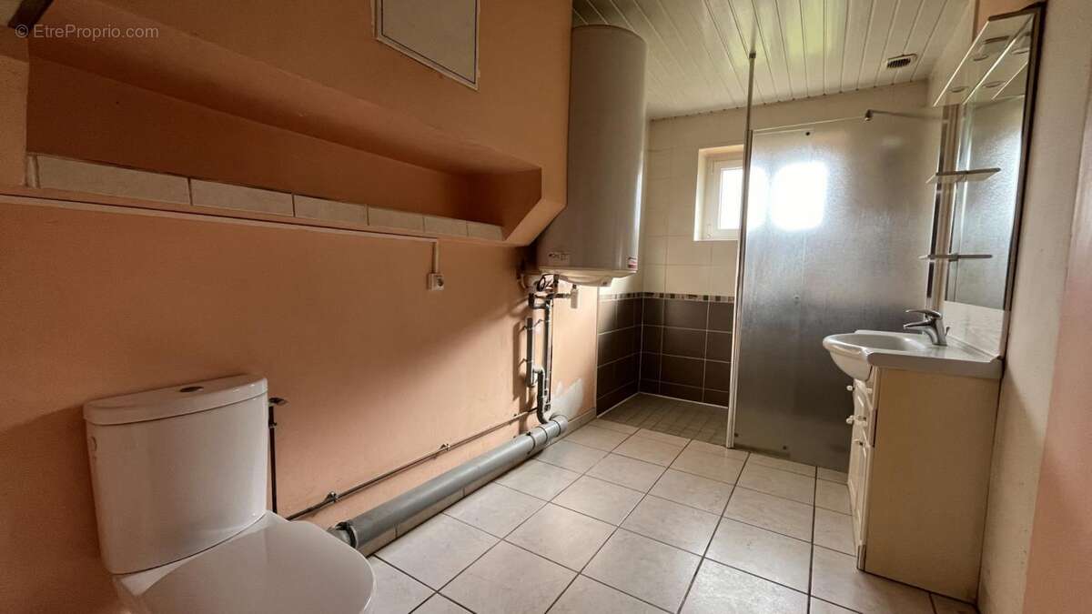 Maison à LA COMELLE