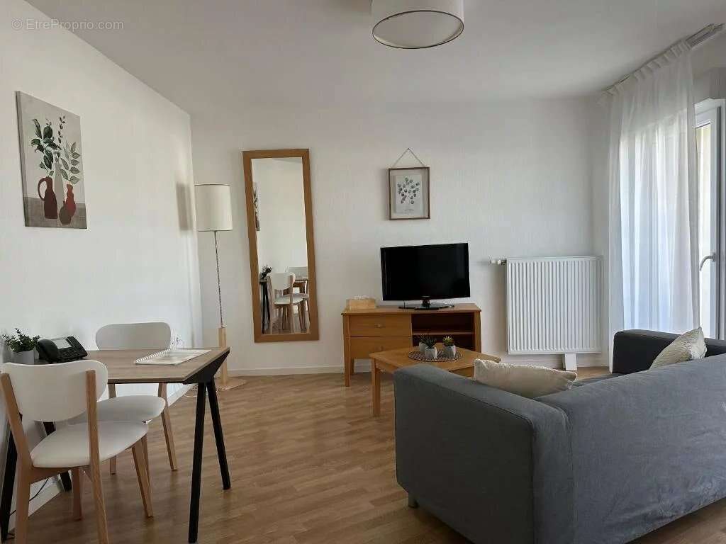 Appartement à VERNOUILLET