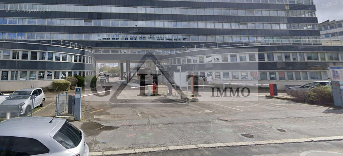 Commerce à NANTERRE