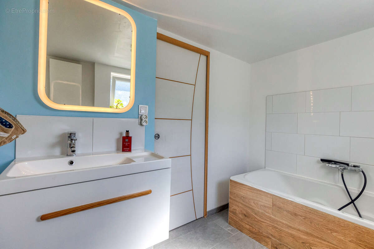 Maison à SAINT-PIERRE-D&#039;ALLEVARD