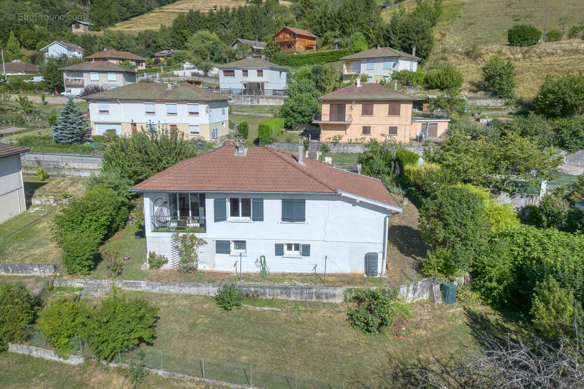 Maison à SAINT-PIERRE-D&#039;ALLEVARD