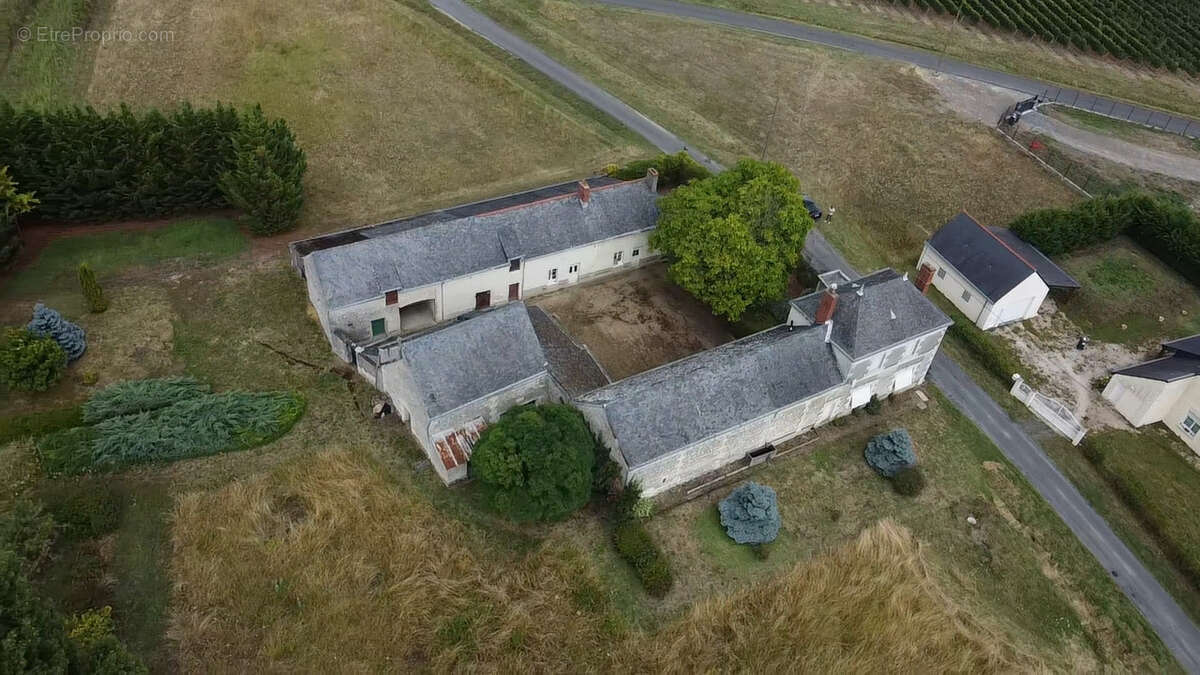 Maison à SAINT-NICOLAS-DE-BOURGUEIL