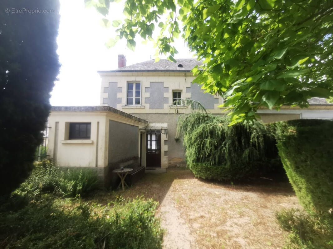 Maison à SAINT-NICOLAS-DE-BOURGUEIL