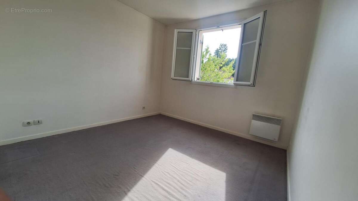 Maison à LES MOLIERES