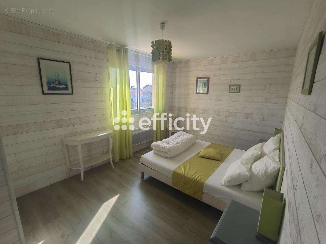 Maison à SAINT-VINCENT-SUR-JARD