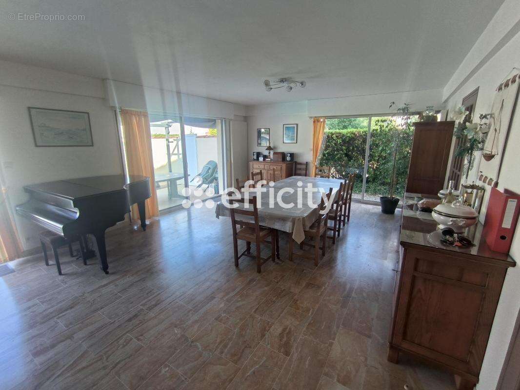 Maison à SAINT-VINCENT-SUR-JARD