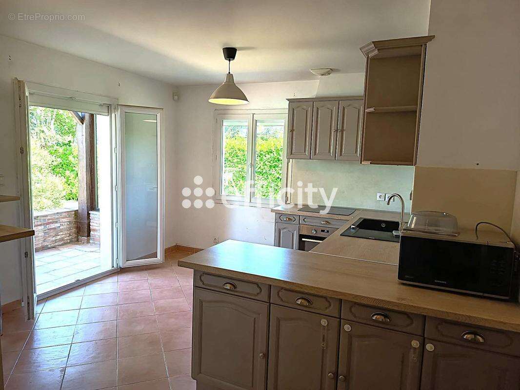 Maison à SAINTE-FOY-D&#039;AIGREFEUILLE